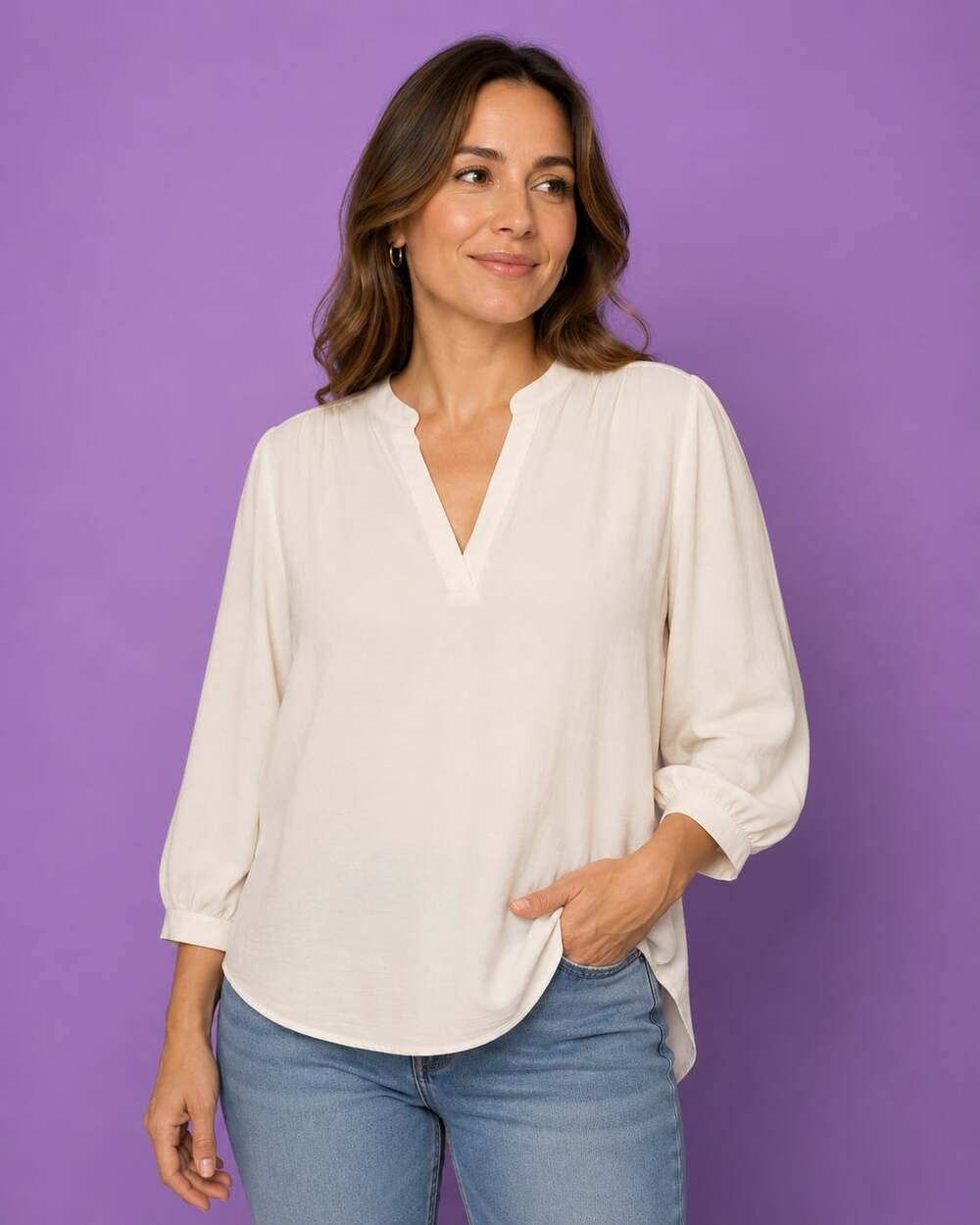Entro Women's White V-Neck Long Sleeve Popover Blouse